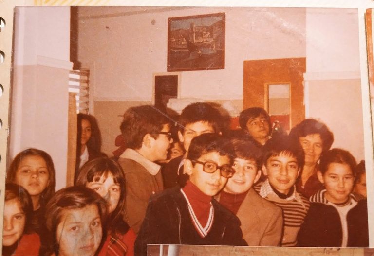 Παλιά φωτογραφία από κοινωνικές δράσεις των φροντιστηρίων Κίννικ